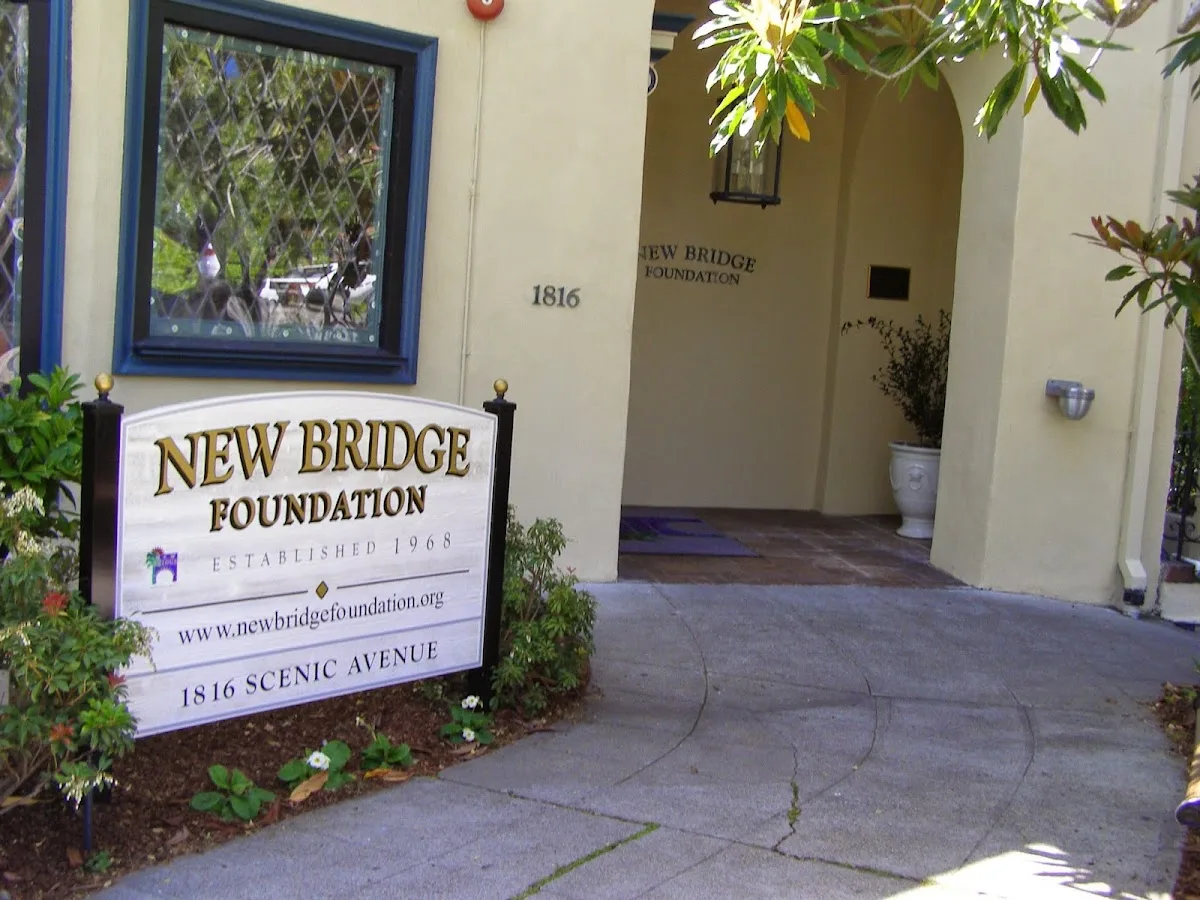 New Bridge Foundation - Foto 4