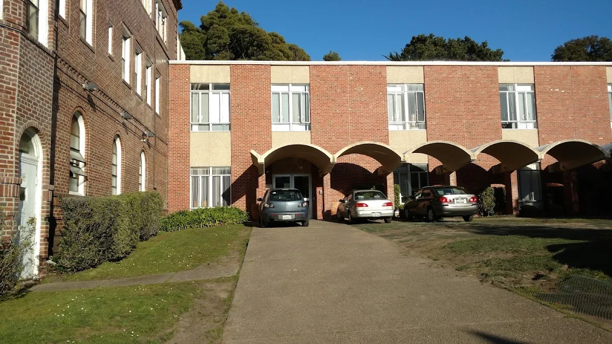 Serenity Springs Recovery - Ảnh 3