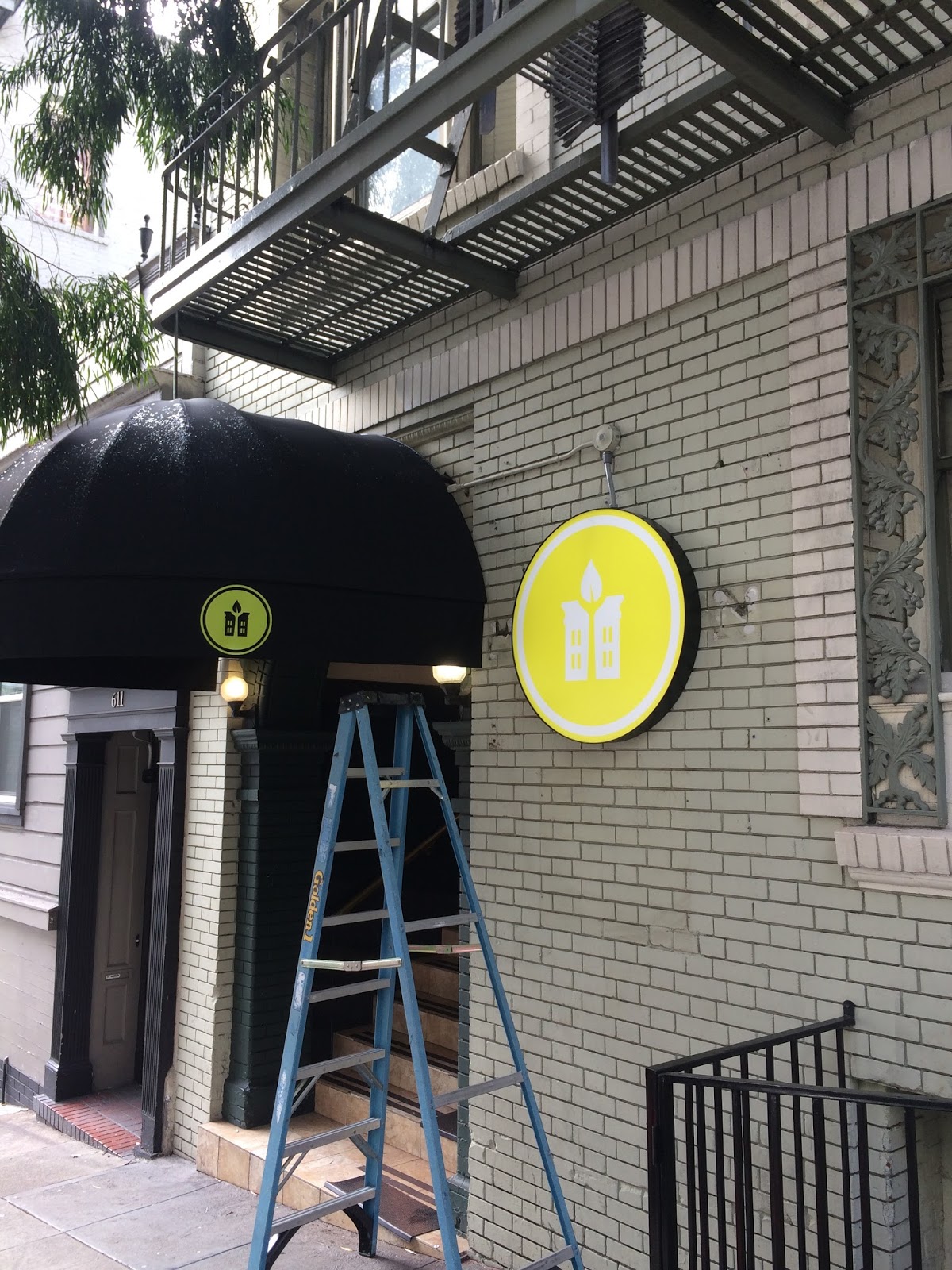 City Hope House - Photo 4