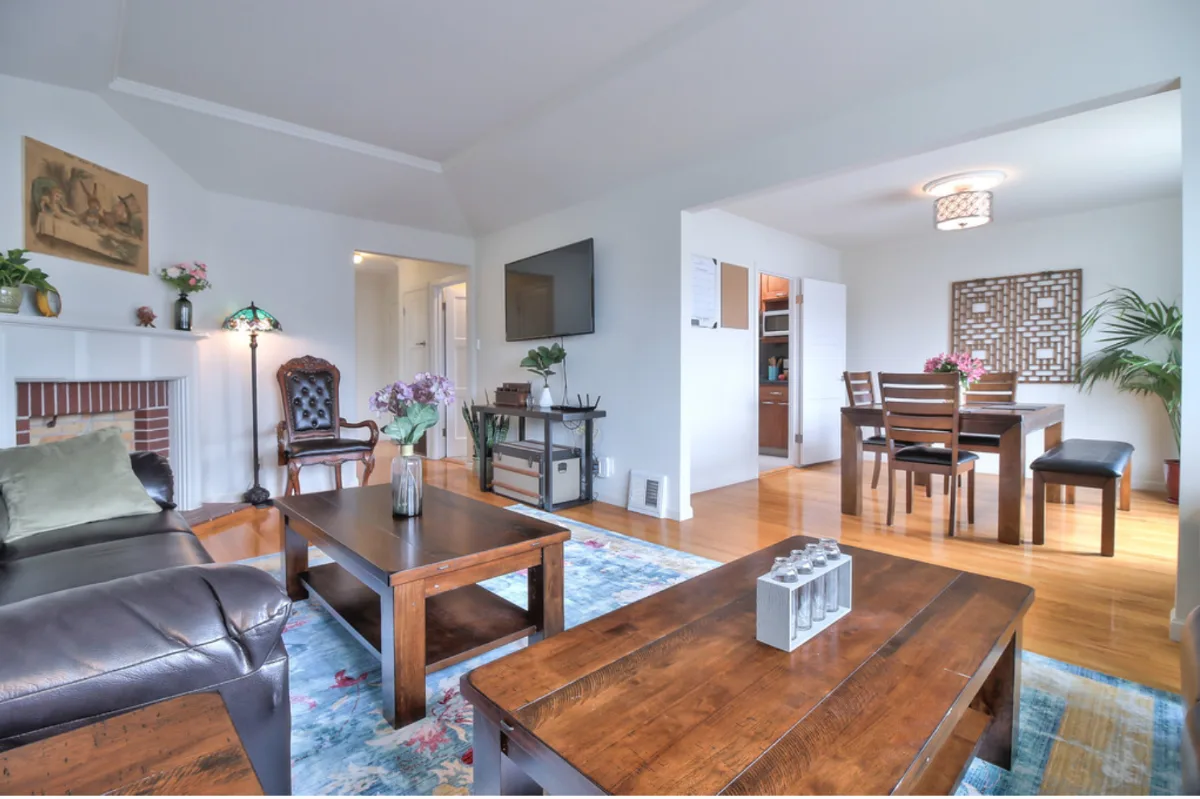 Monarch Sober Living Homes: Middlefield | (SLE) Clean & Supportive Living Environment: Middlefield - Foto 3